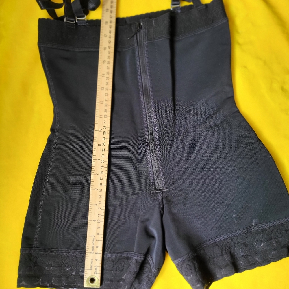 Ann Michell shapewear - Picture 10 of 11